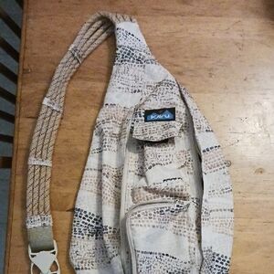 Kavu Women's Belt Bag - Cream and Brown
